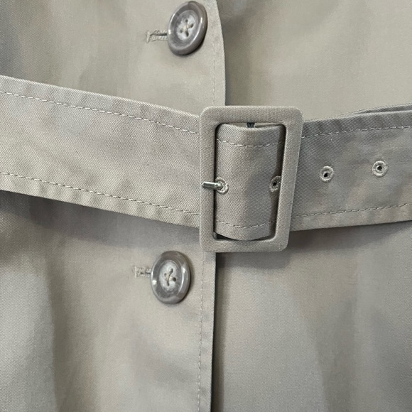 Jacob Trench Coat with Belt - Picture 5 of 5